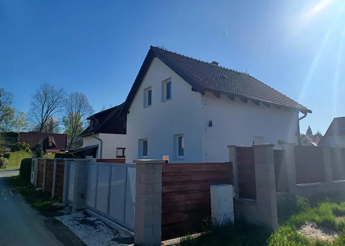Jesenice * Lipova (Cheb)